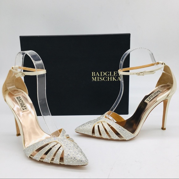 Badgley Mischka Ivory Satin Bridal Heels - Picture 4 of 16